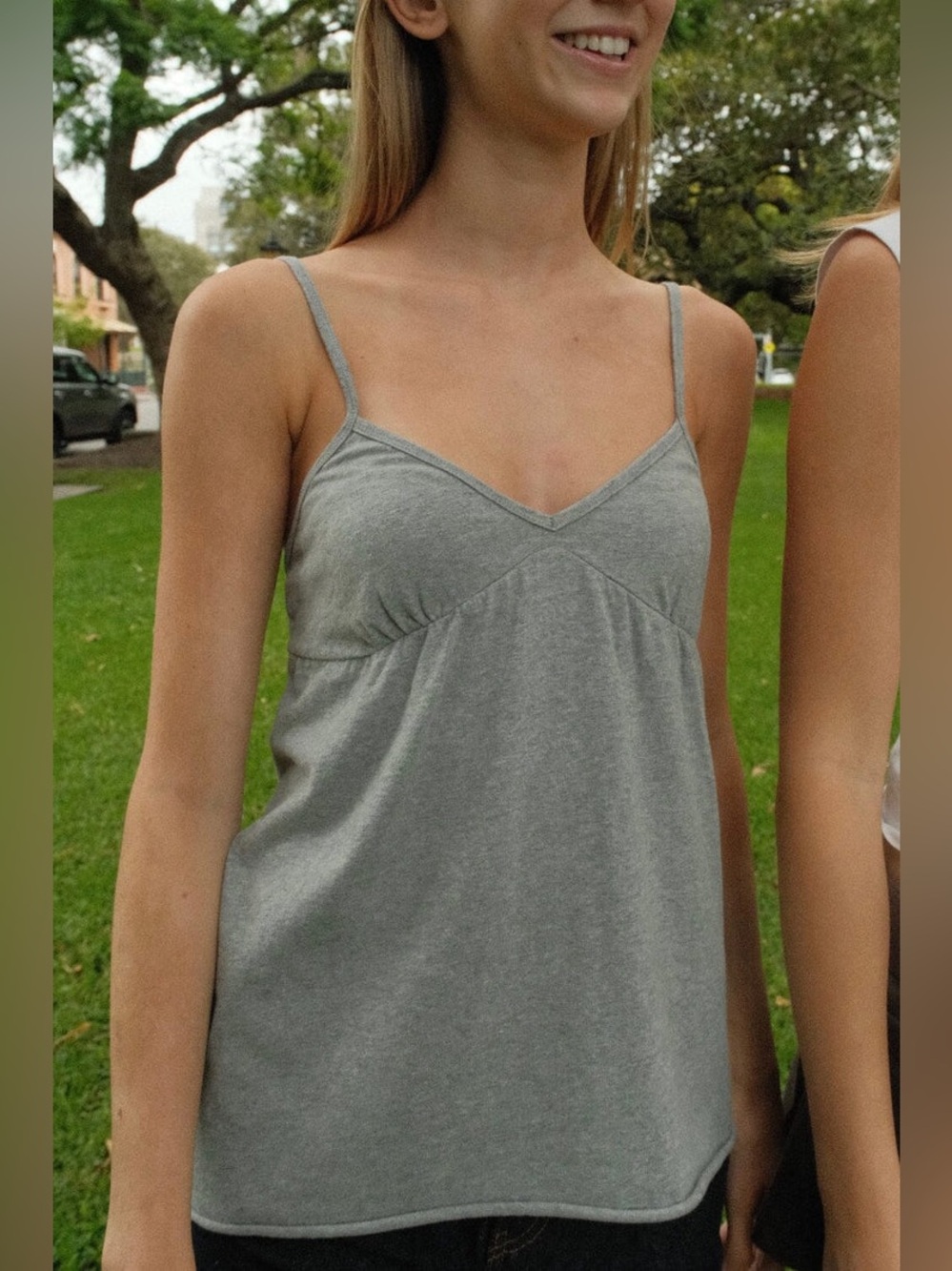NWT | Brandy Melville Livy Tank in Iron Gray | Size XS/S || Made in China || 🇨🇳